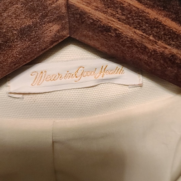 Women's Cream Trench Coat - Picture 4 of 8